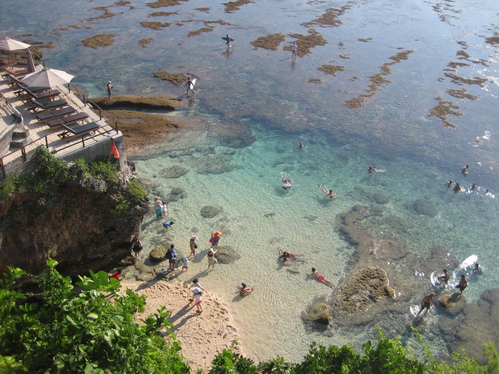 Ashana Hotel Uluwatu Extérieur photo